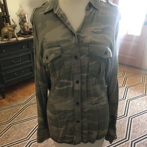 American eagle embroidered boyfriend fit top